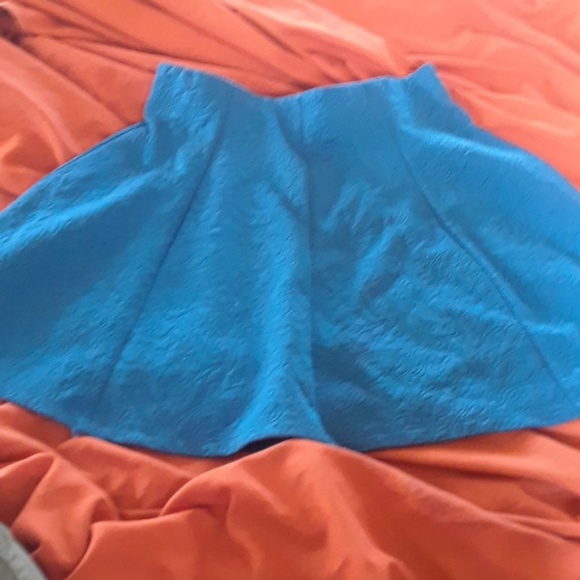 Skirt - Picture 1 of 1